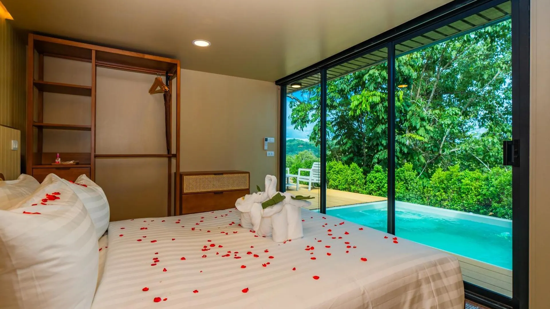 ***** Hotel Akra Collection Layan - Hideaway Villas Thailandia
