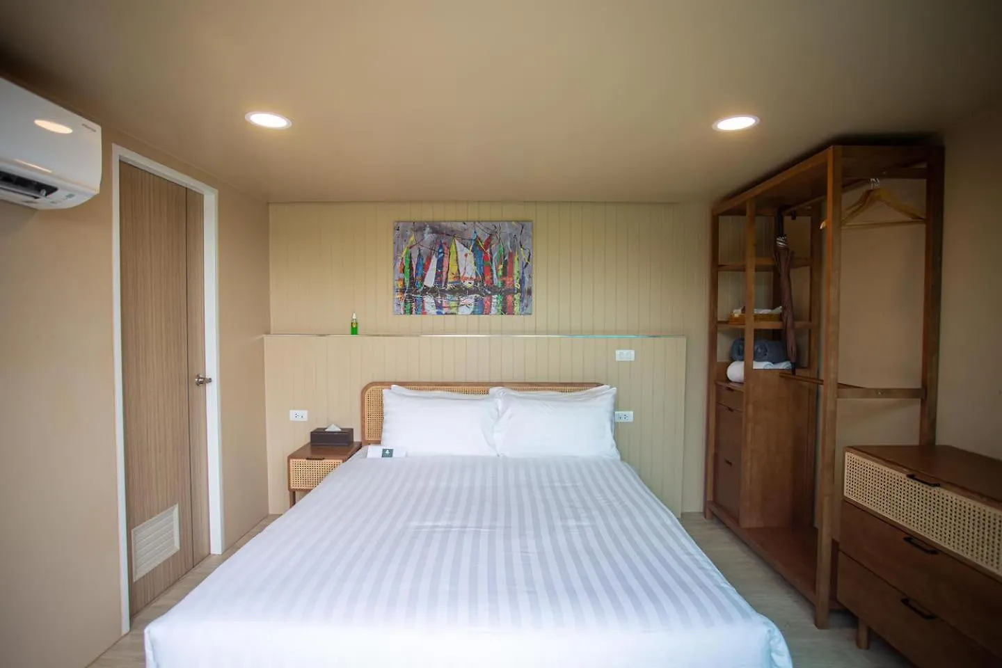 Отель Akra Collection Layan - Hideaway Villas